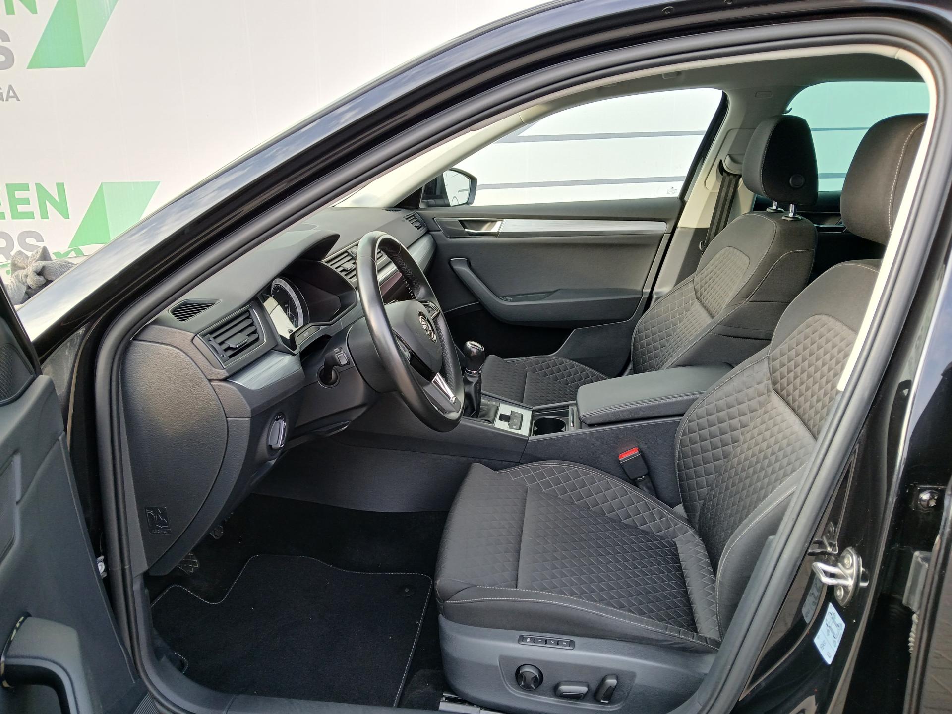 Škoda Superb Ambition