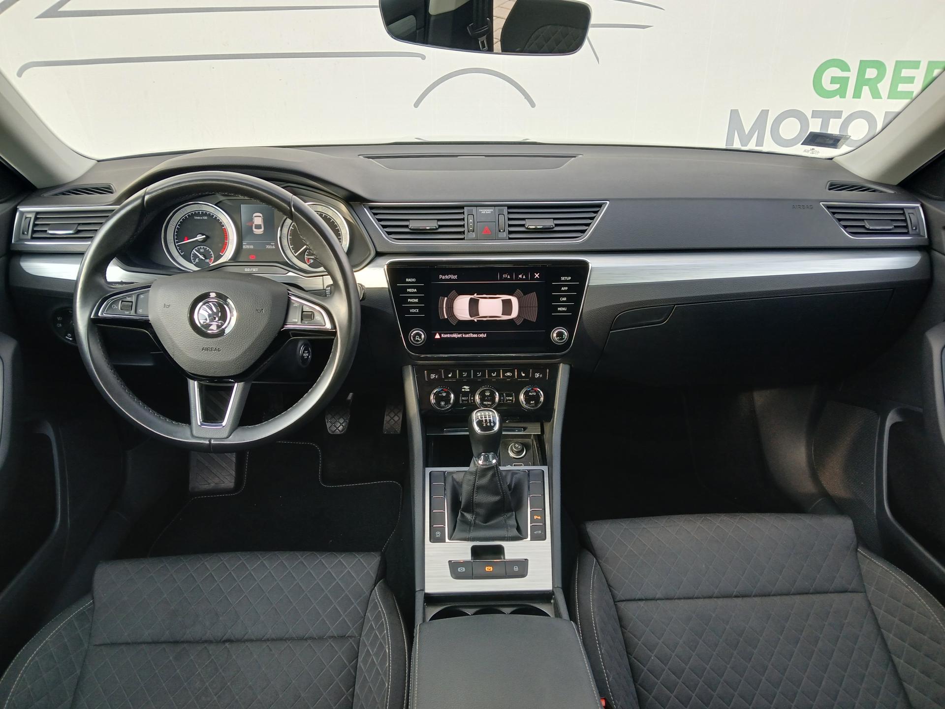 Škoda Superb Ambition