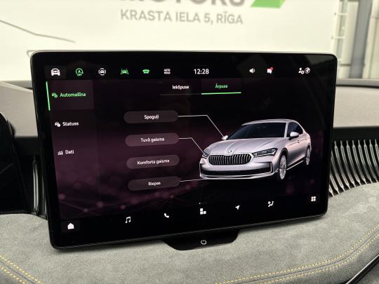 Škoda Superb HB Selection