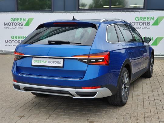 Škoda Superb Combi Scout