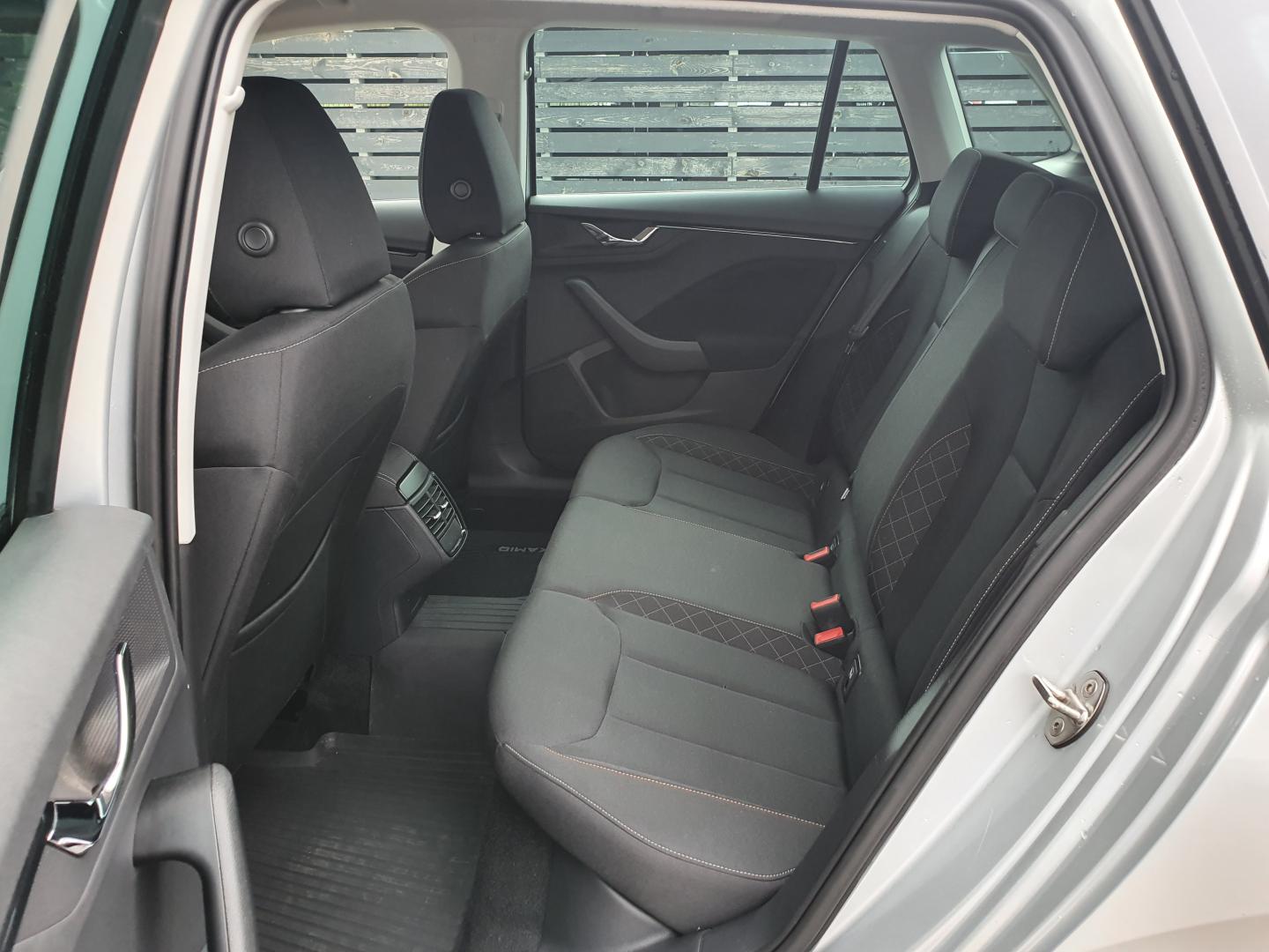 Škoda Kamiq Ambition Plus.