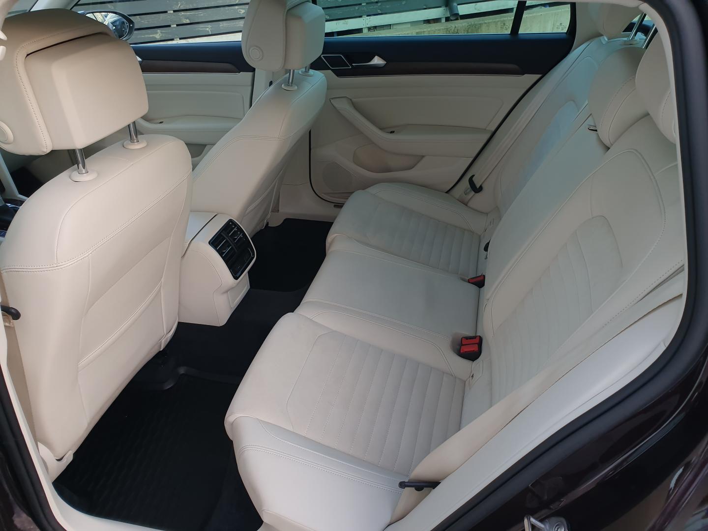 Volkswagen Passat (B8) R-Line