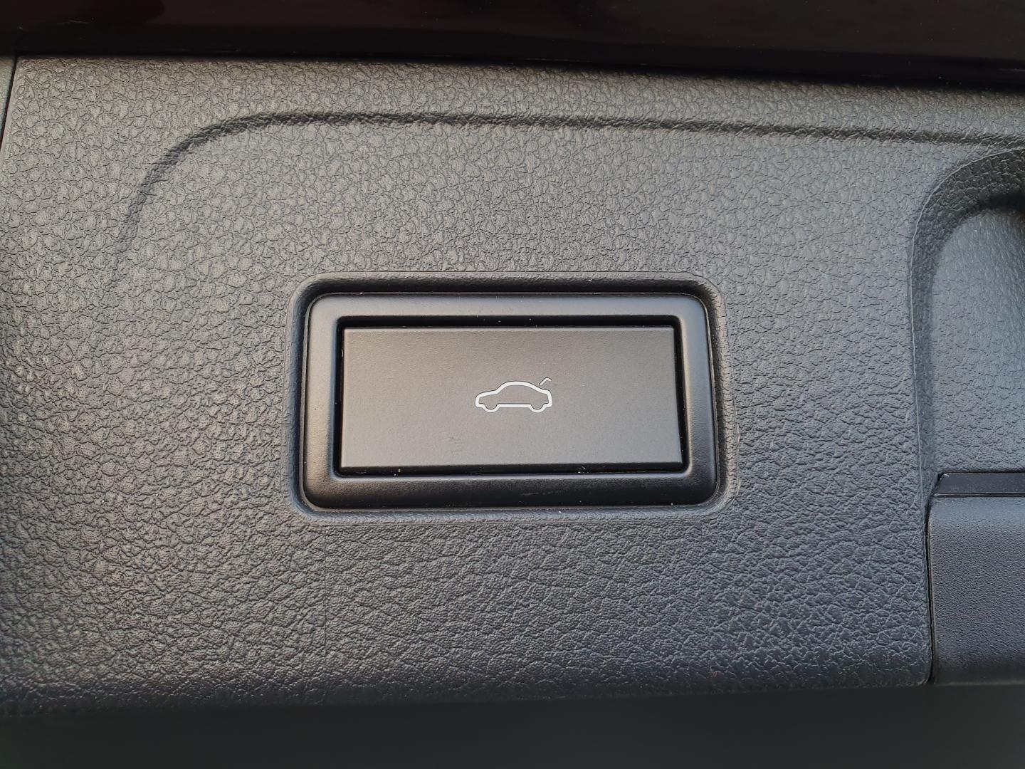 Volkswagen Passat (B8) R-Line