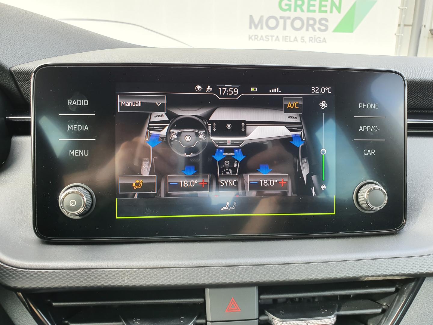 Škoda Kamiq Ambition Plus.