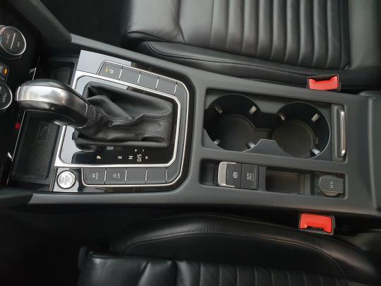 Volkswagen Passat (B8) Combi R-Line 4Motion