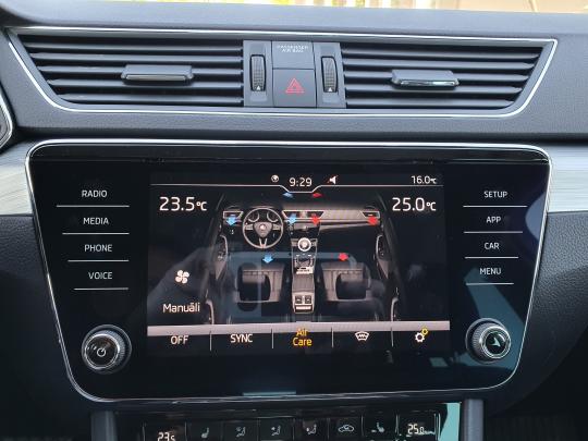 Škoda Superb Ambition