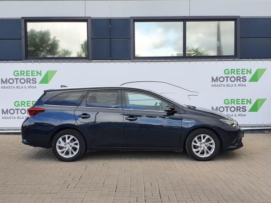 Toyota Auris Combi