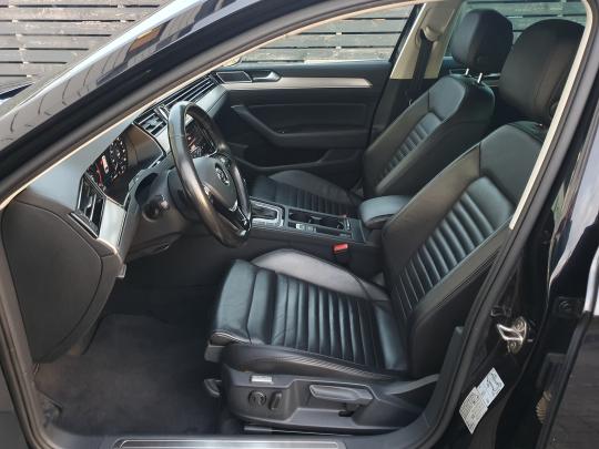 Volkswagen Passat (B8) Combi R-Line 4Motion