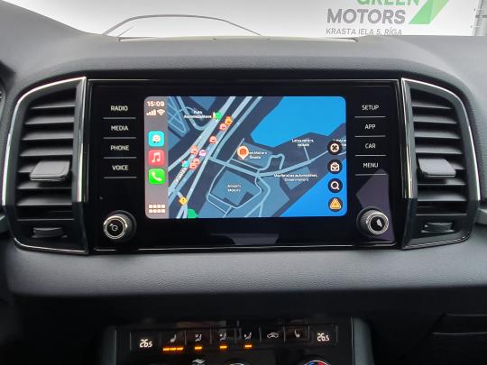 Škoda Karoq Ambition Plus.