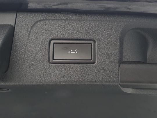 Volkswagen Passat (B8) Combi R-Line 4Motion