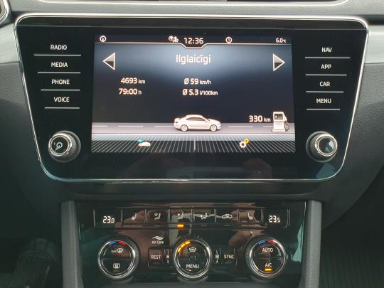 Škoda Superb Ambition