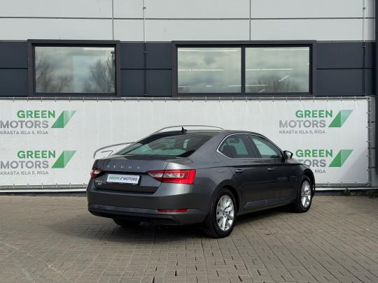 Škoda Superb Ambition Plus