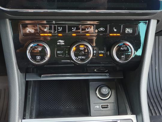 Škoda Superb Ambition