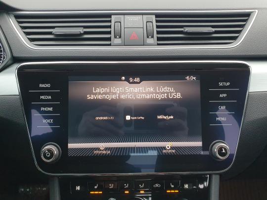 Škoda Superb Ambition.