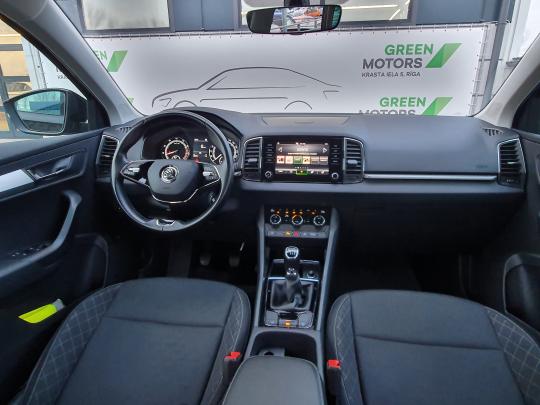 Škoda Karoq Ambition Plus.