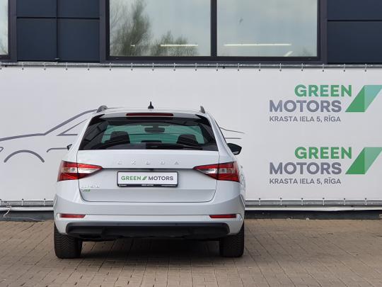 Škoda Superb Ambition Plus
