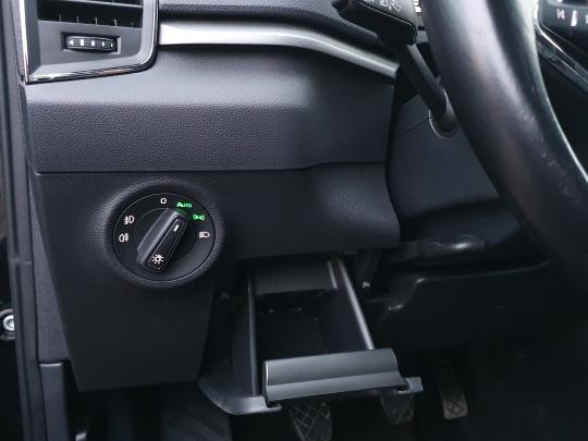 Škoda Karoq Ambition Plus.