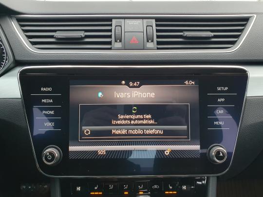 Škoda Superb Ambition.