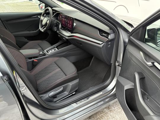 Škoda Octavia Combi RS FL