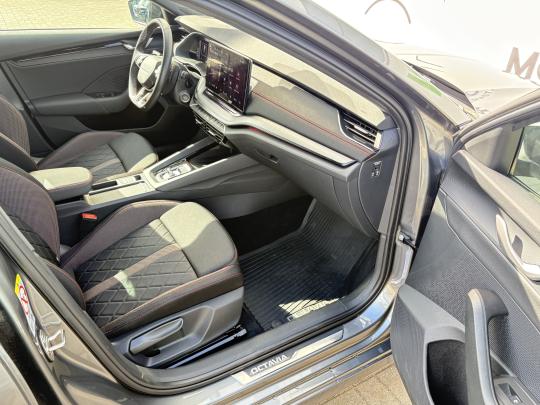 Škoda Octavia Combi RS FL