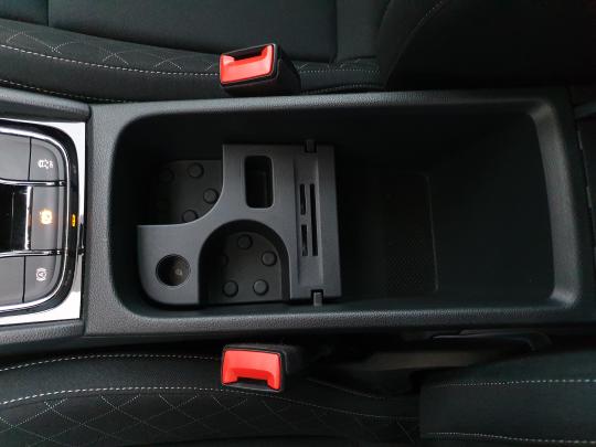 Škoda Karoq Ambition Plus.