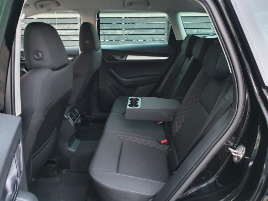 Škoda Karoq Ambition Plus.