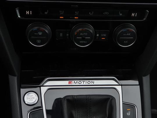 Volkswagen Passat (B8) Combi R-Line 4Motion