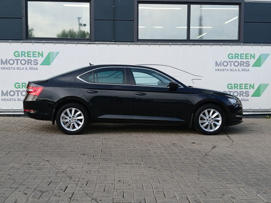 Škoda Superb Ambition
