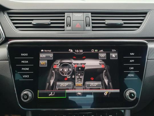 Škoda Superb Sportline Facelift