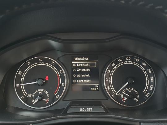 Škoda Kamiq Ambition Plus.