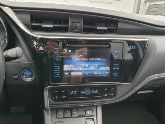Toyota Auris Combi