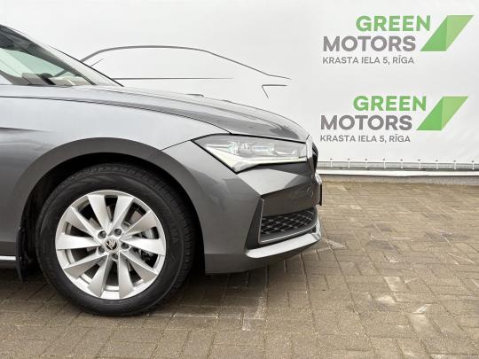 Škoda Superb HB Selection