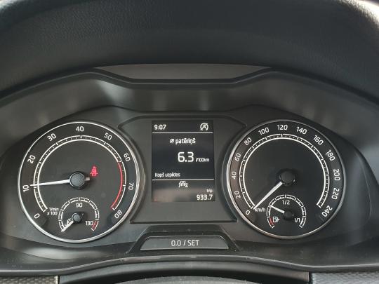 Škoda Kamiq Ambition Plus.