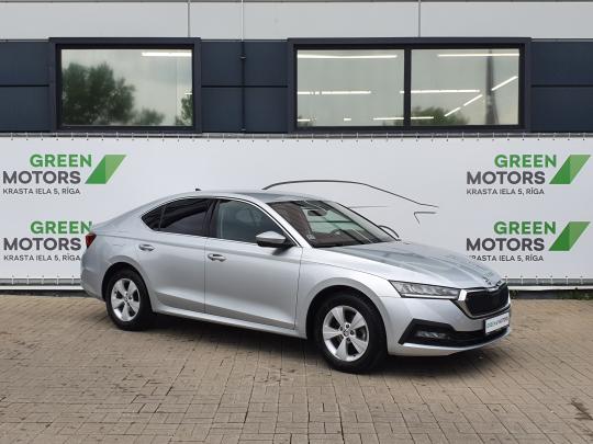 Škoda Octavia Ambition Plus.