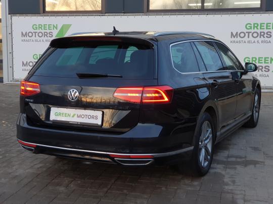 Volkswagen Passat (B8) Combi R-Line 4Motion