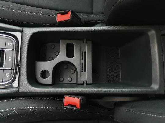 Škoda Karoq Ambition Plus.