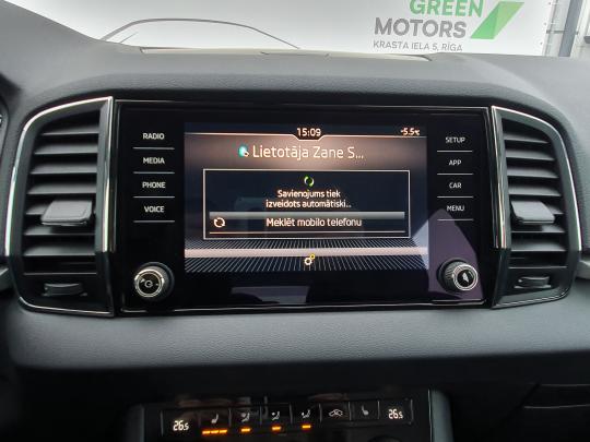 Škoda Karoq Ambition Plus.