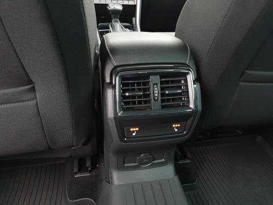 Škoda Karoq Elegance Plus
