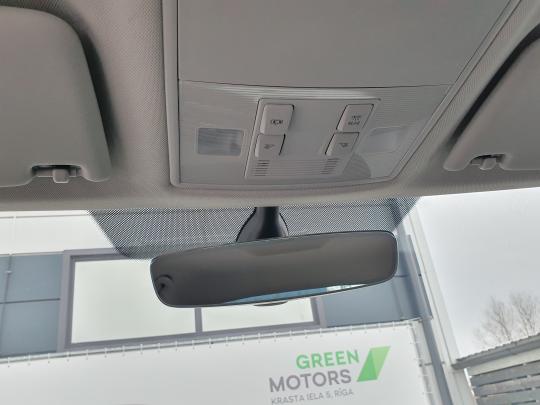 Škoda Superb Ambition.