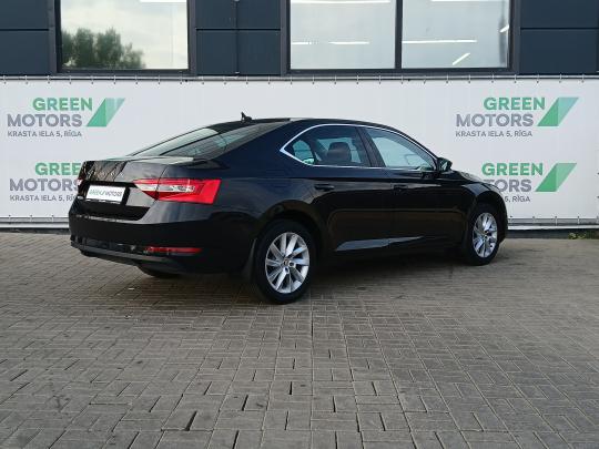 Škoda Superb Ambition