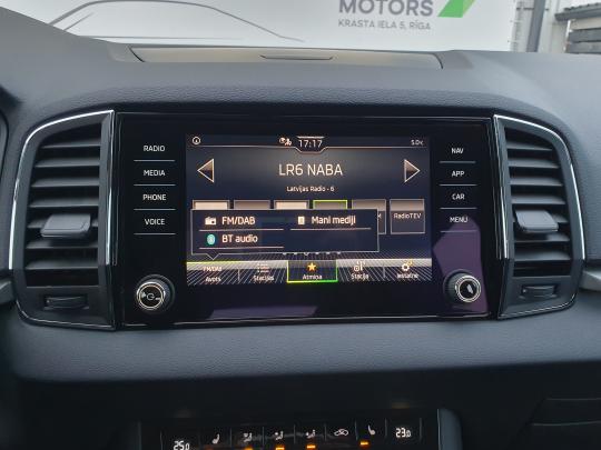 Škoda Karoq Ambition Plus.