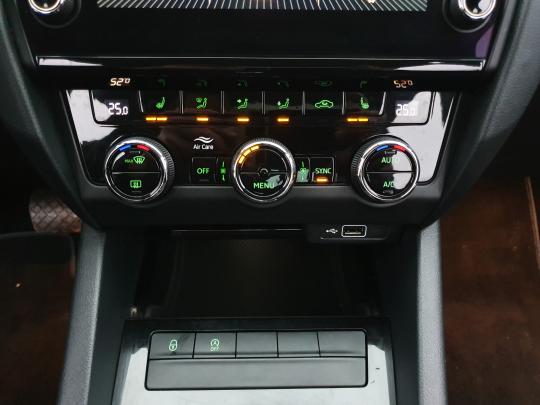 Škoda Octavia Elegance