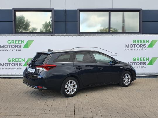 Toyota Auris Combi