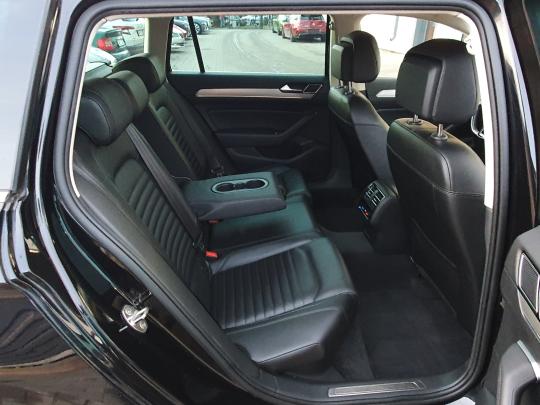 Volkswagen Passat (B8) Combi R-Line 4Motion