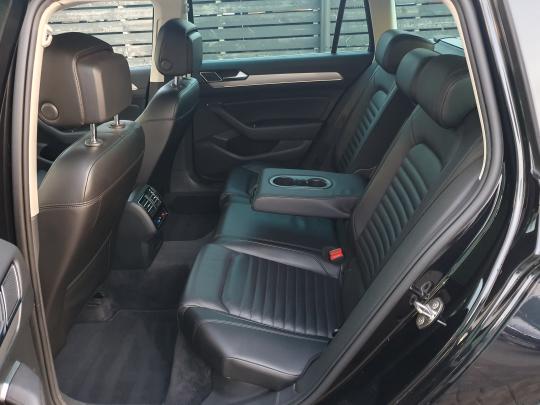 Volkswagen Passat (B8) Combi R-Line 4Motion