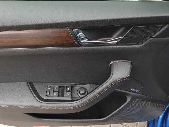 Škoda Superb Combi Scout