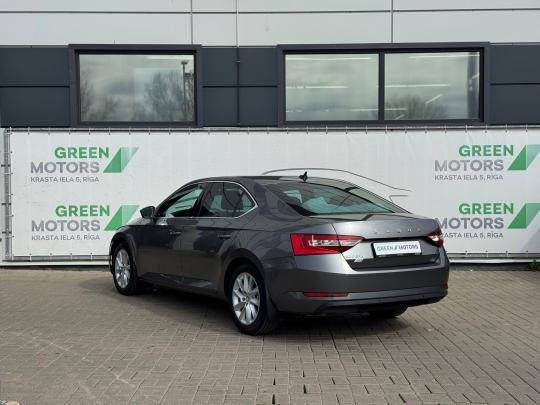 Škoda Superb Ambition Plus