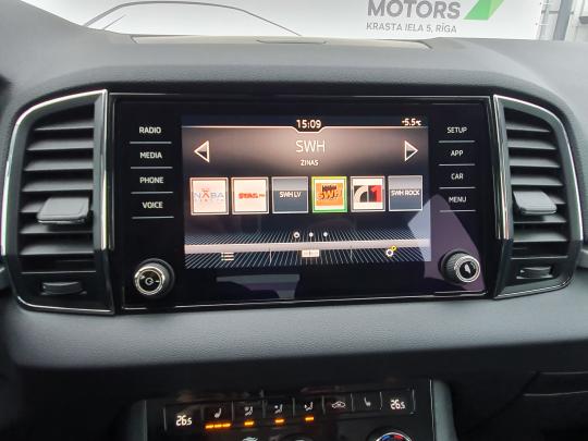 Škoda Karoq Ambition Plus.