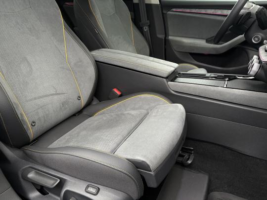 Škoda Superb HB Selection