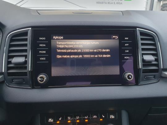 Škoda Karoq Ambition Plus.